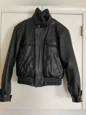 Men’s Hein Gericke Black Genuine Leather Motorcycle Jacket w/Liner, Small (38)